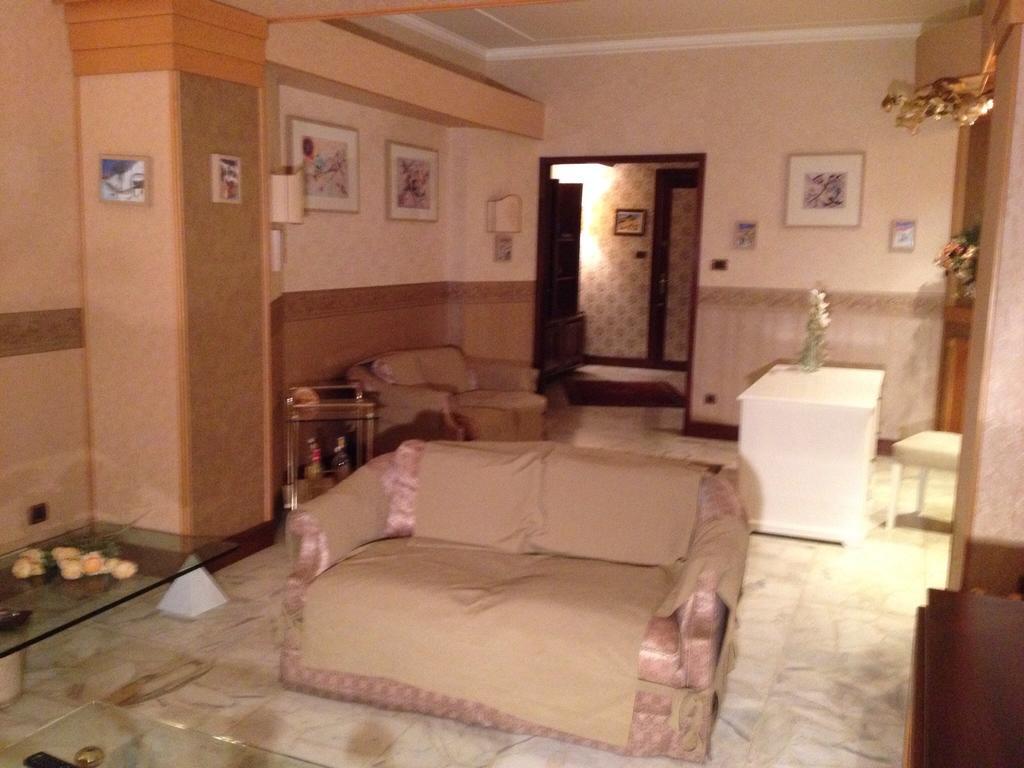 B&B Il Bagolaro Dell'Etna Sant'Agata Li Battiati Exterior foto