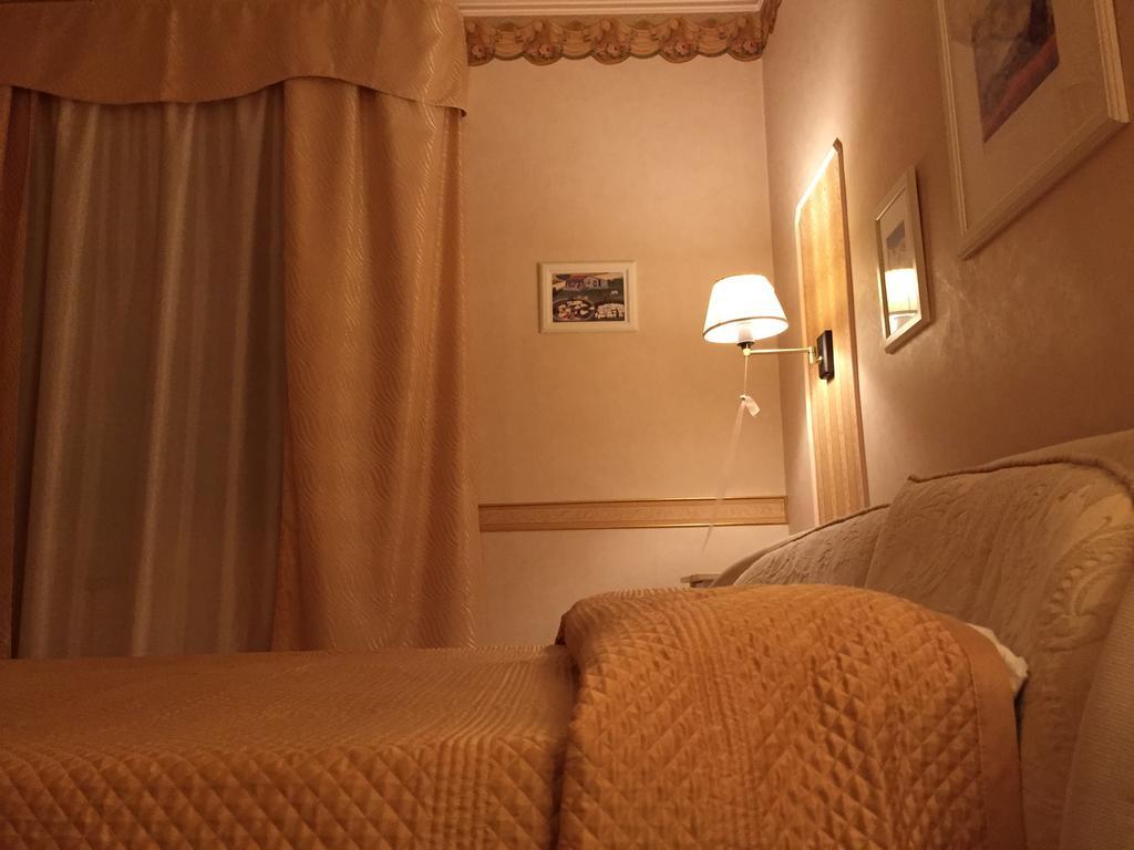 B&B Il Bagolaro Dell'Etna Sant'Agata Li Battiati Habitación foto